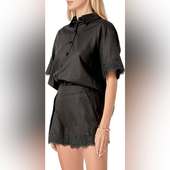 *NWT* English Factory Women’s Black Embroidered Lace Linen Blend Shirt, Size XS - Picture 3 of 16